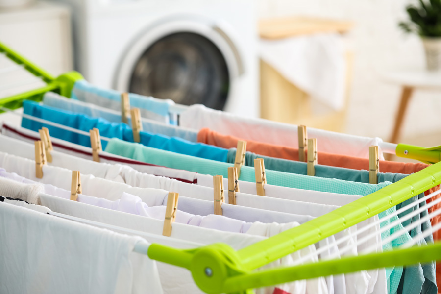 Entretien : 7 vêtements à ne jamais mettre dans le sèche-linge - Voici