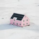 Maison avec panneaux solaires