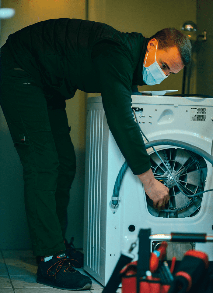 Réparation Électroménager Nantes : un réparateur autour de moi à domicile  en 48h pour un dépannage de machine à laver, lave-vaisselle, sèche-linge,  four, frigo, plaque à induction, micro-ondes ou congélateur